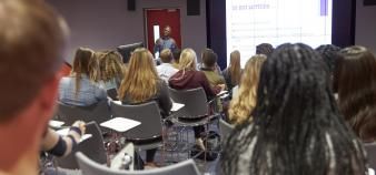 En 2016-2017, les étudiants issus de milieux très favorisés représentaient 64% des effectifs des grandes écoles.